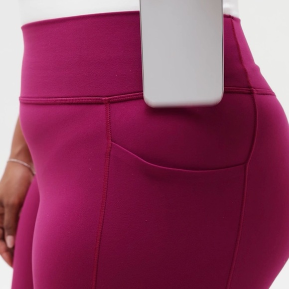 ATHLETA HIGH RISE LEGGING - Picture 13 of 13